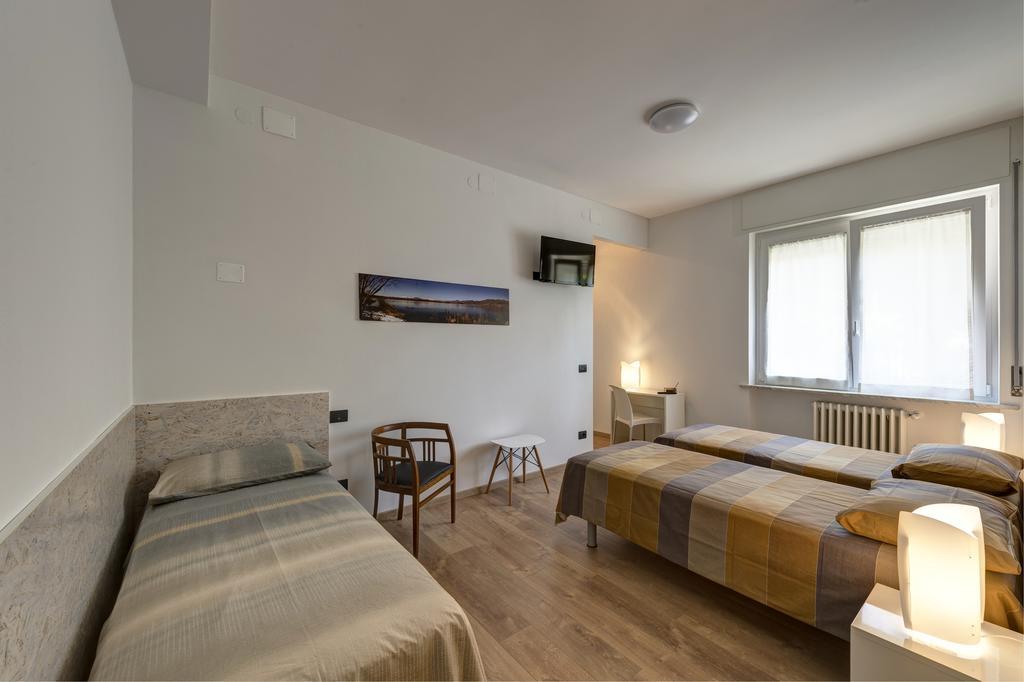 B&B Villa Giuli Варезе Екстериор снимка